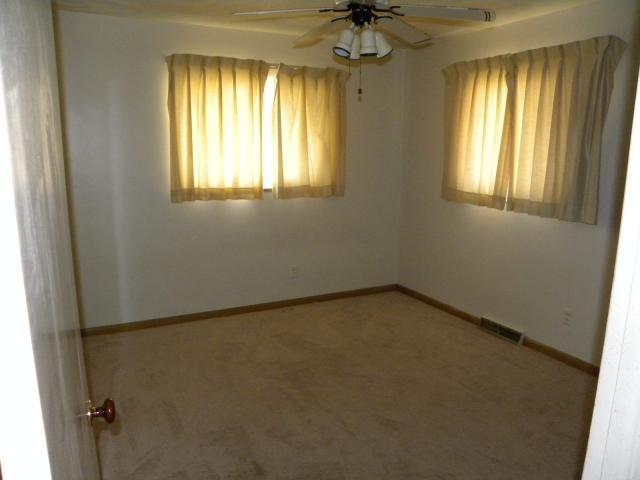 1284 Erickson Road Columbus, OH 43227 - Photo 7 of 8 Gallery Image 7
