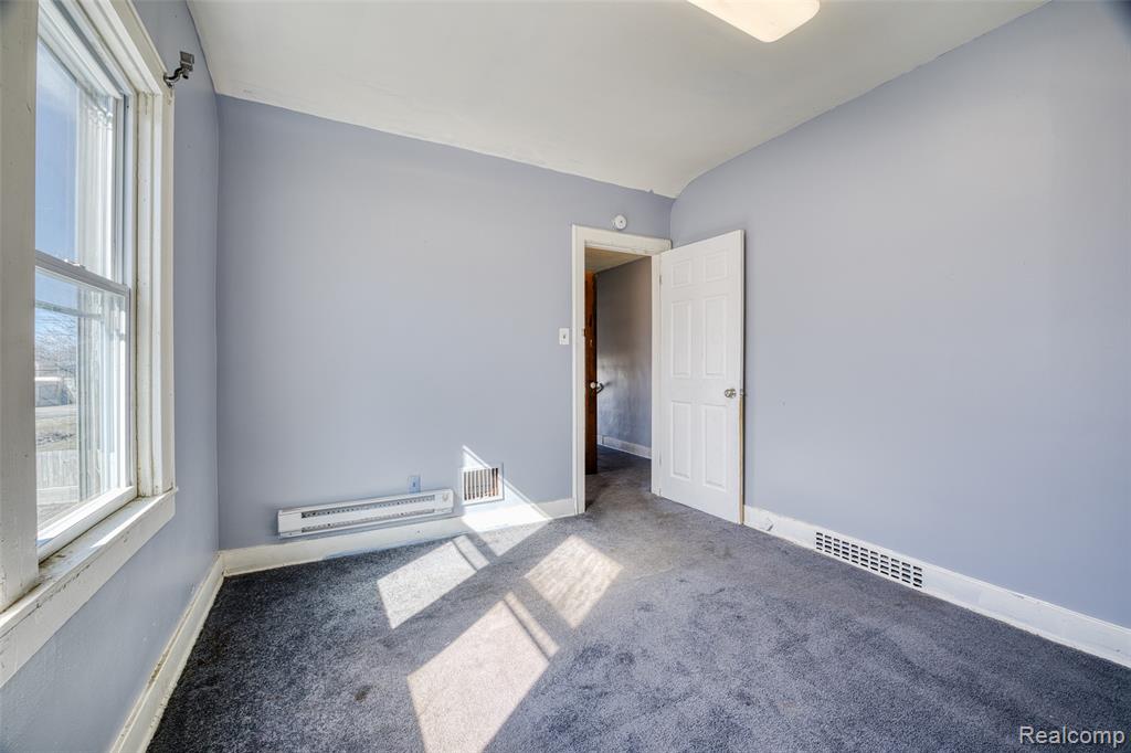 12875 Steel Street Detroit, MI 48227 - Photo 17 of 34