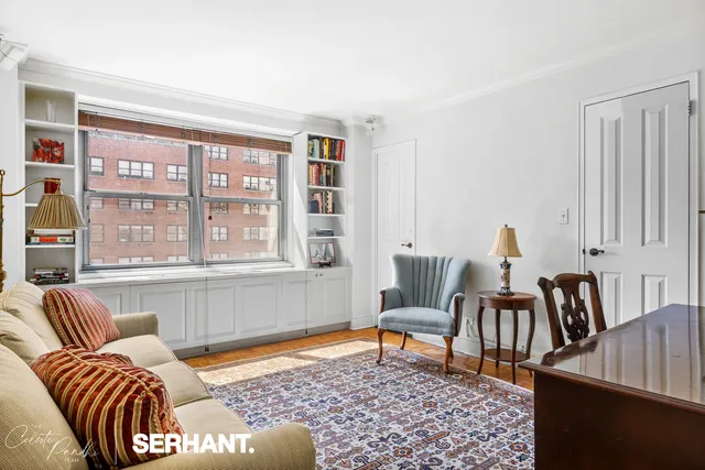 $1,950,000 | 132 East 35th Street, Unit 16H | Murray Hill