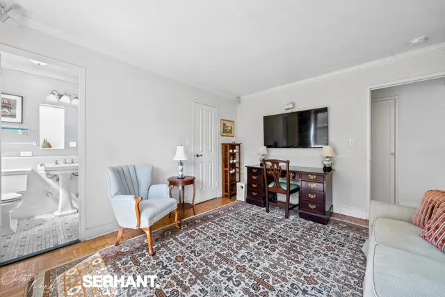 $1,950,000 | 132 East 35th Street, Unit 16H | Murray Hill