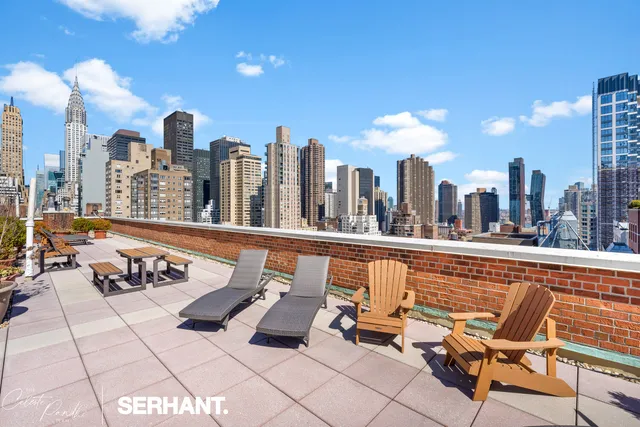 $1,950,000 | 132 East 35th Street, Unit 16H | Murray Hill