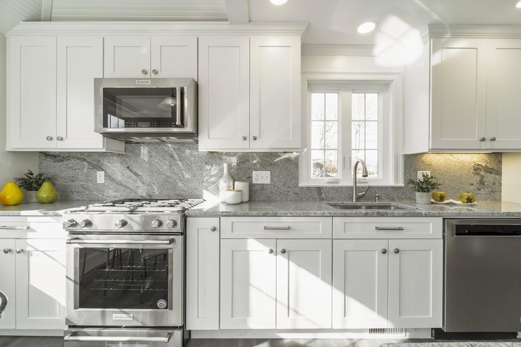 19 Damon Road Scituate, MA 02066 - Photo 14 of 40