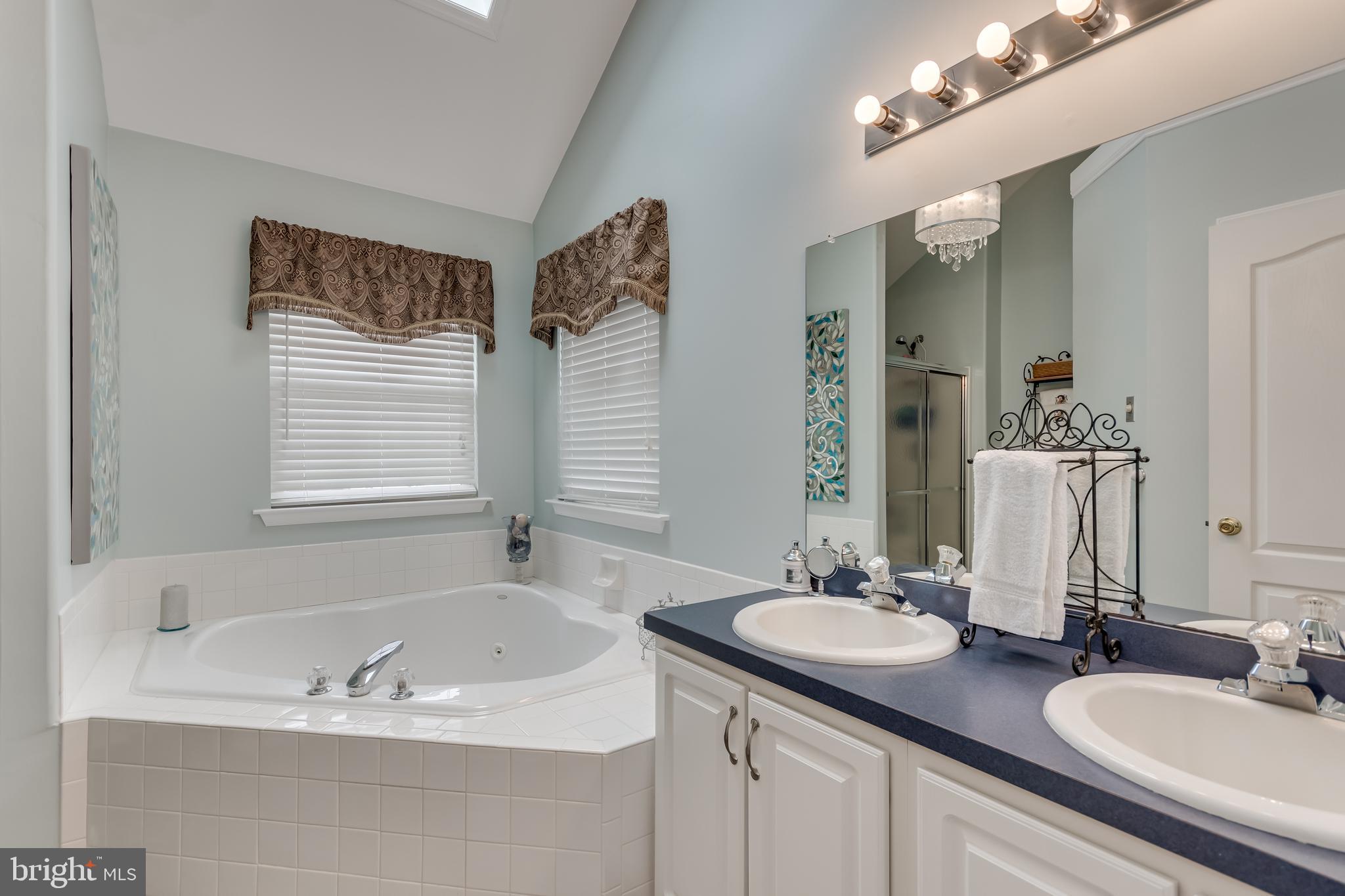 962 Honeysuckle Road Williamstown, NJ 08094 - Photo 22 of 30 Gallery Image 22