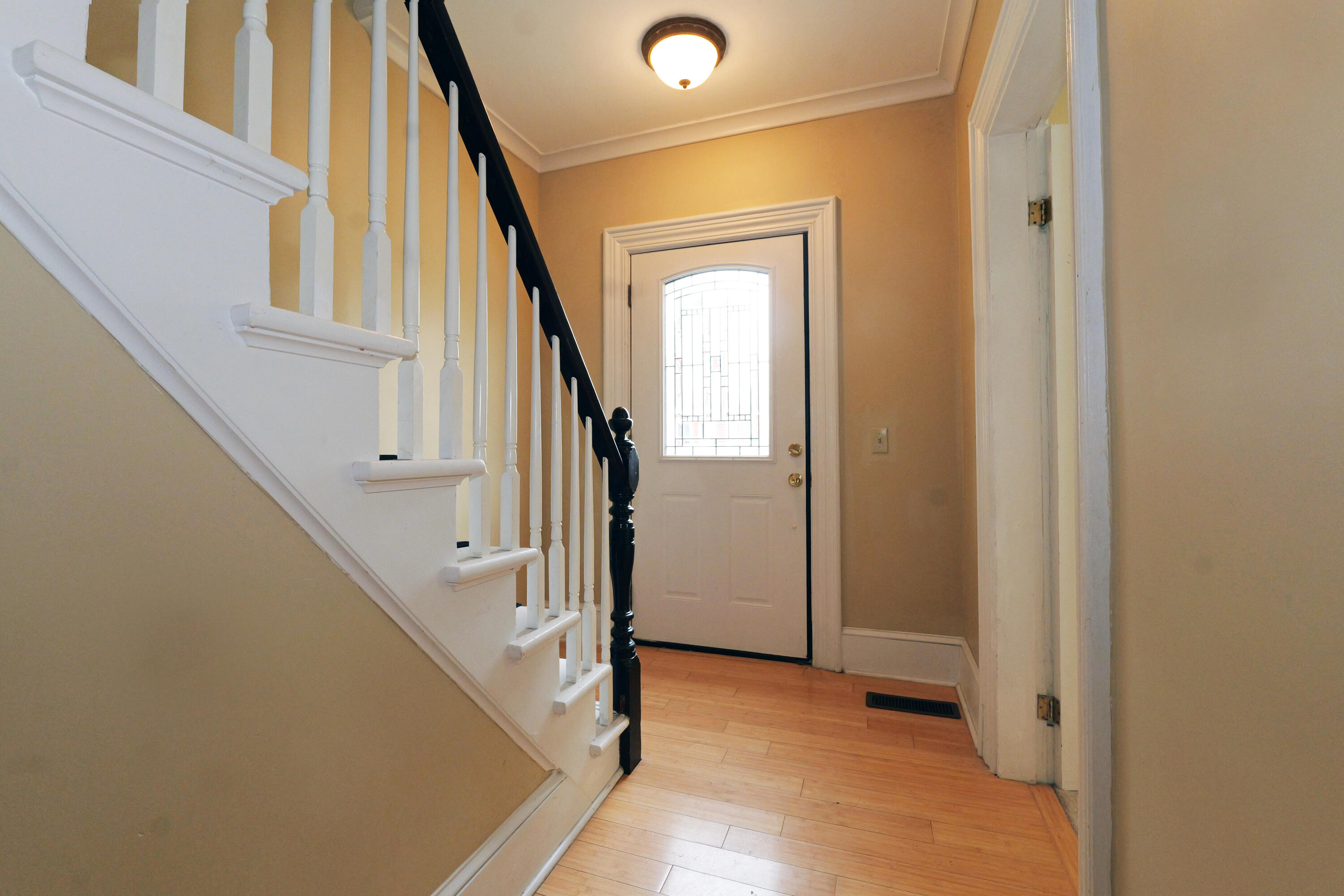 60 West Street Bangor, ME 04401 - Photo 18 of 40 Hallway_3
