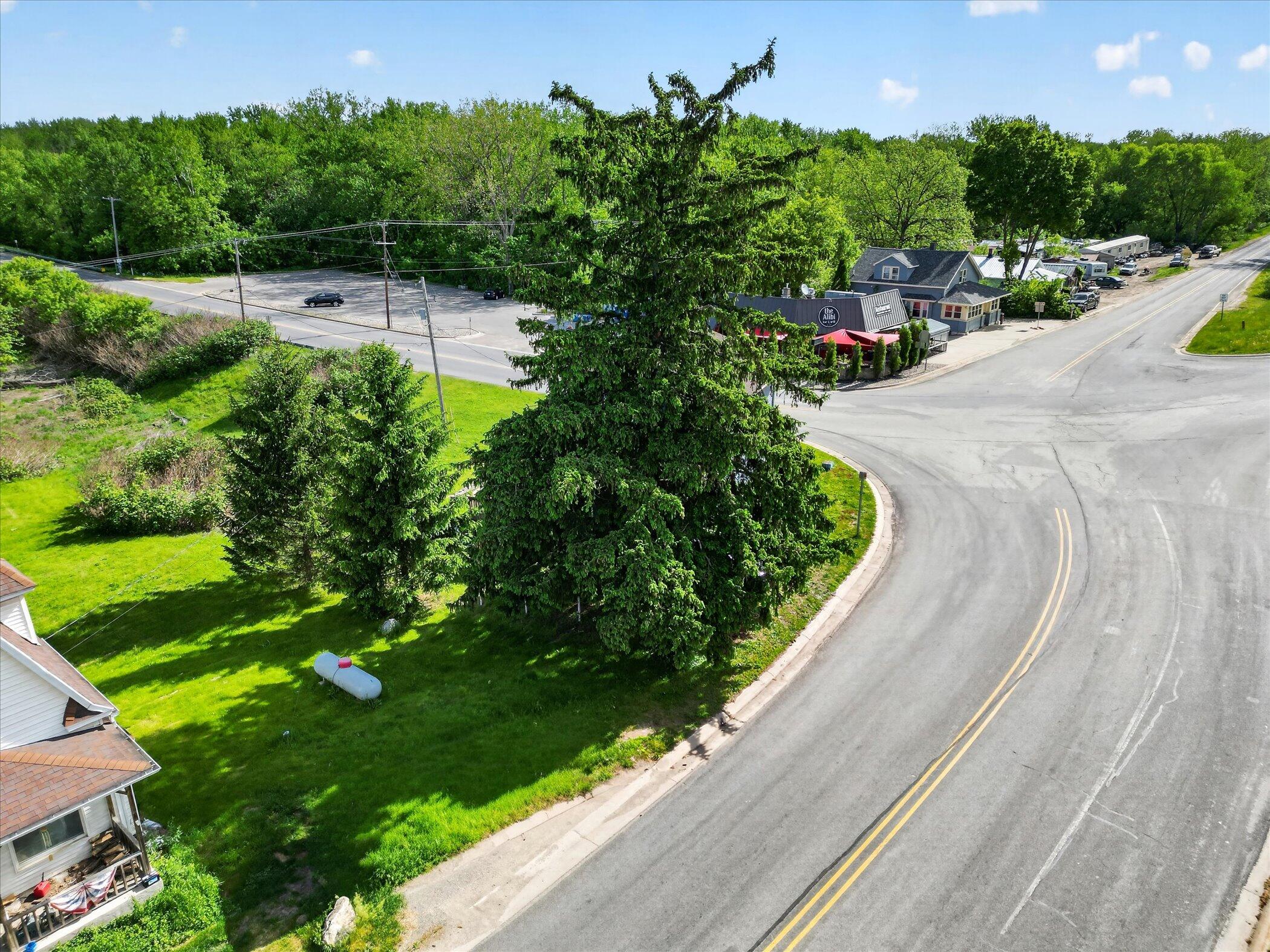 1387 East Riverside Drive Ionia, MI 48846 - Photo 11 of 60 43-1387-E-Riverside-Dr-Ionia-MI-48846-Wi