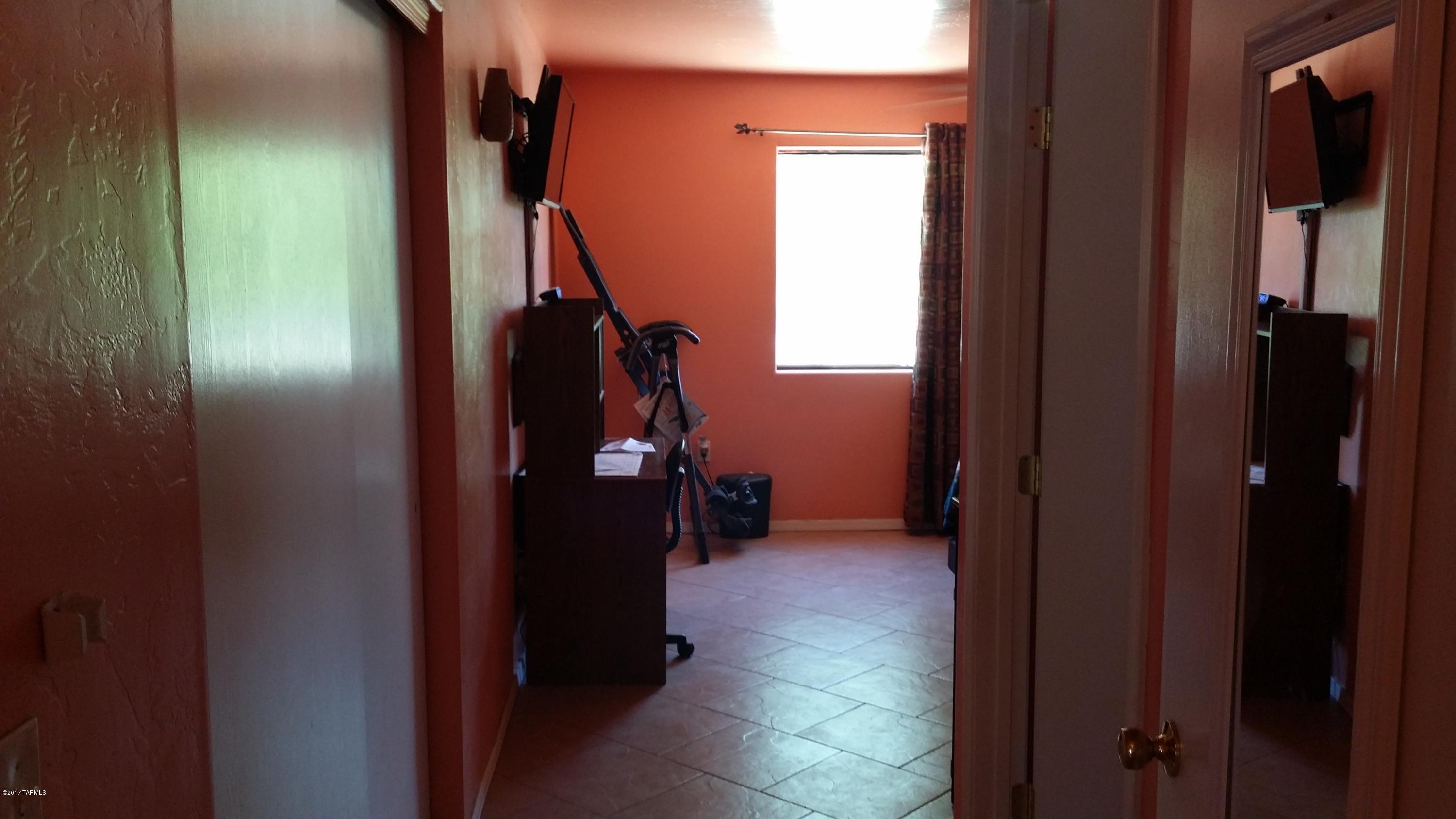 950 East Alvord Road Tucson, AZ 85706 - Photo 20 of 25 Gallery Image 20