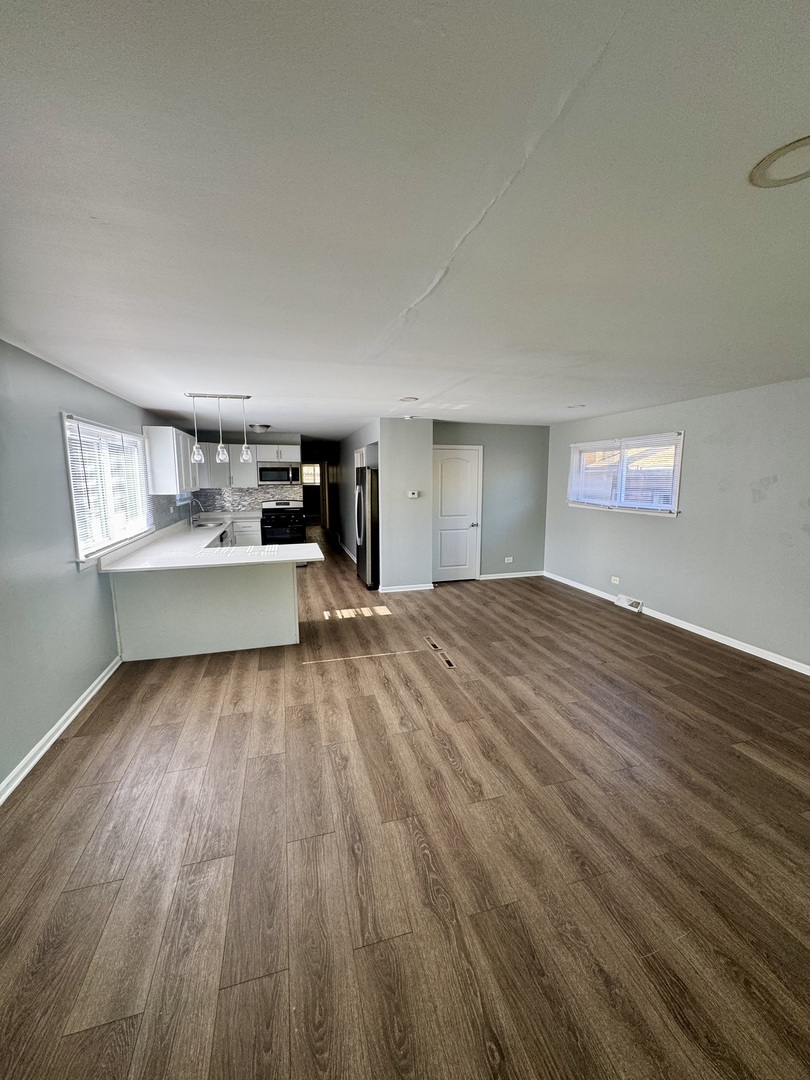 1102 West 111th Street Chicago, IL 60643 - Photo 2 of 25