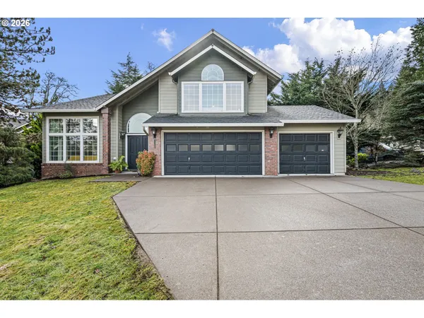 $697,500 | 3368 Bentley Avenue, Eugene, OR 97405