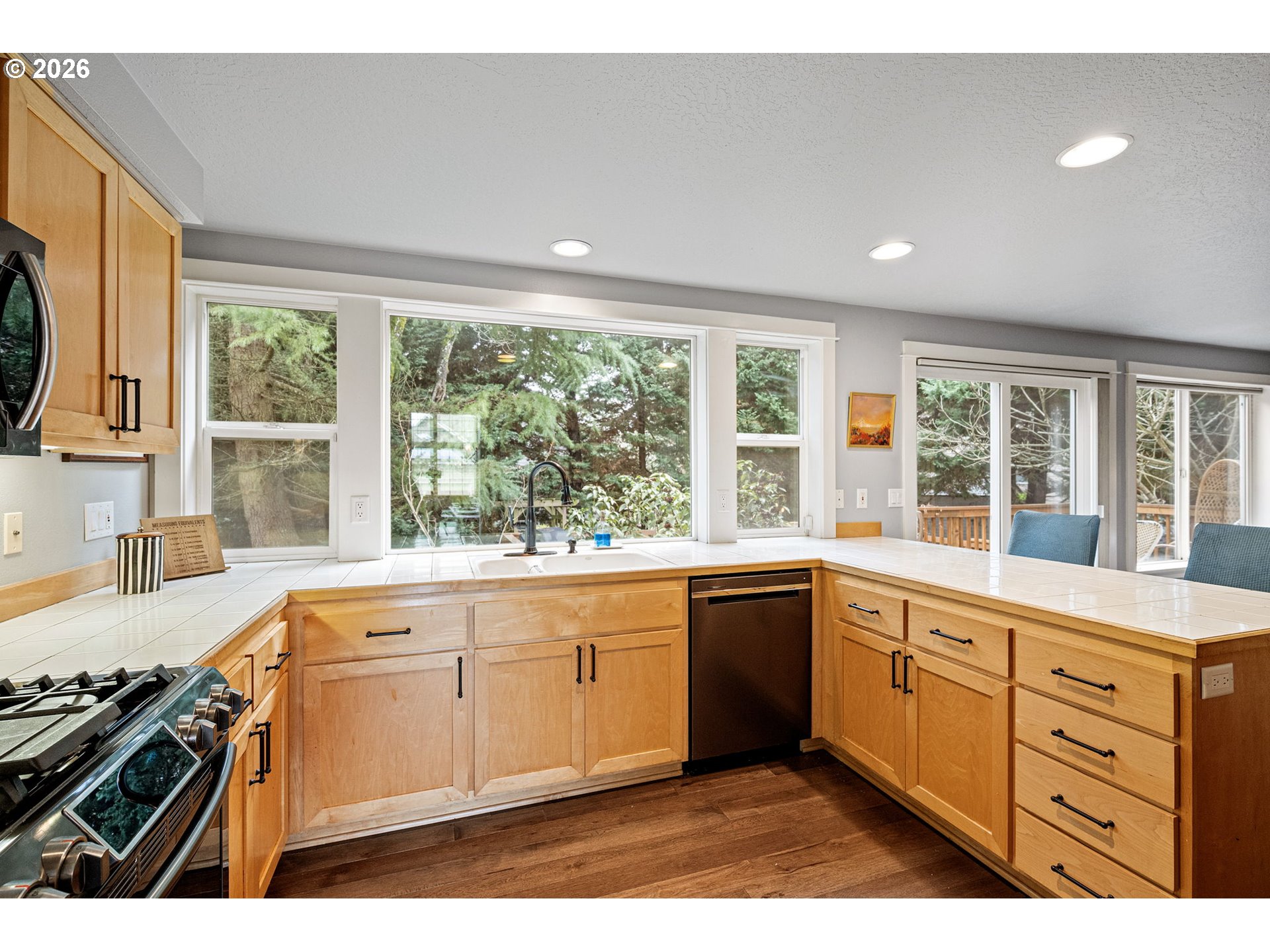 3368 Bentley Avenue Eugene, OR 97405 - Photo 14 of 48