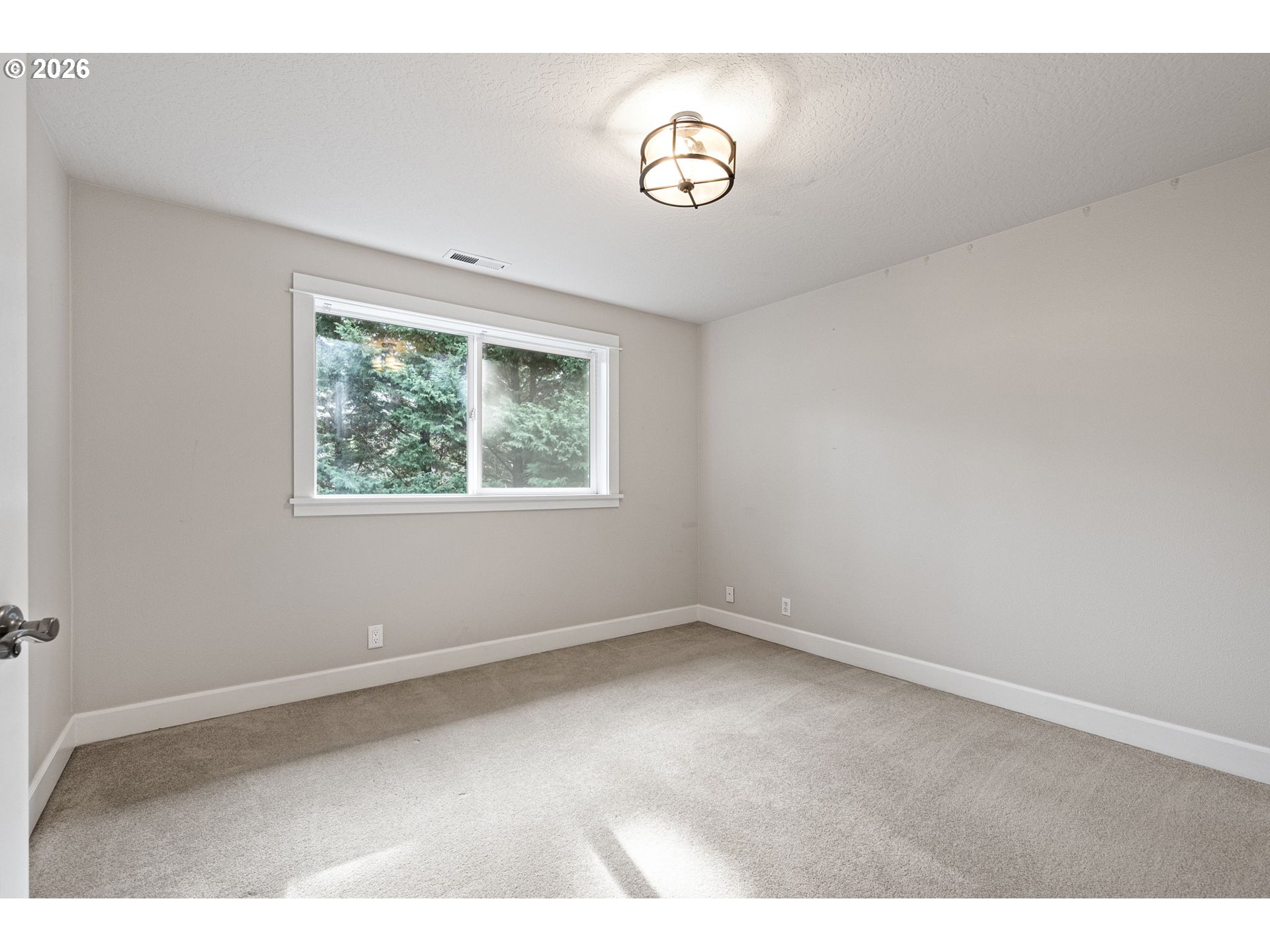 3368 Bentley Avenue Eugene, OR 97405 - Photo 34 of 48