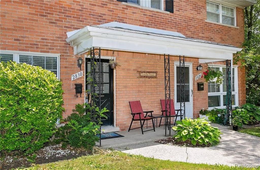2830 West 13 Mile Road Royal Oak, MI 48073 - Photo 4 of 23