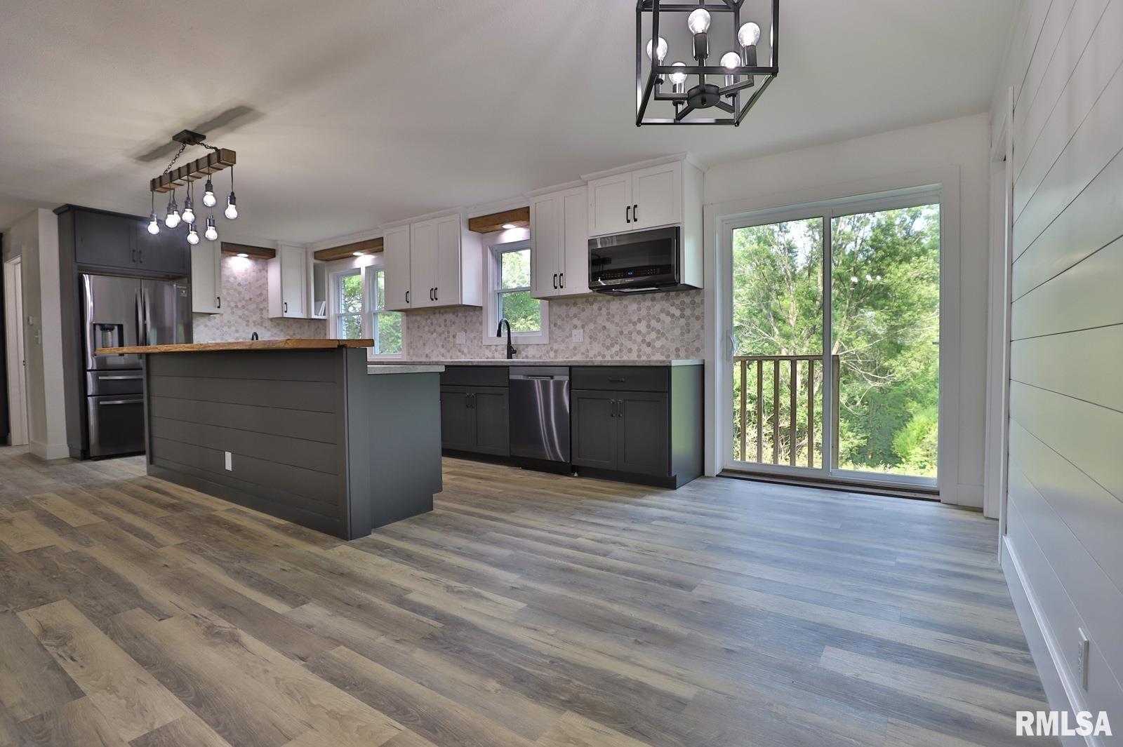 2728 Taylor Road Hanna City, IL 61536 - Photo 10 of 50 Gallery Image 10