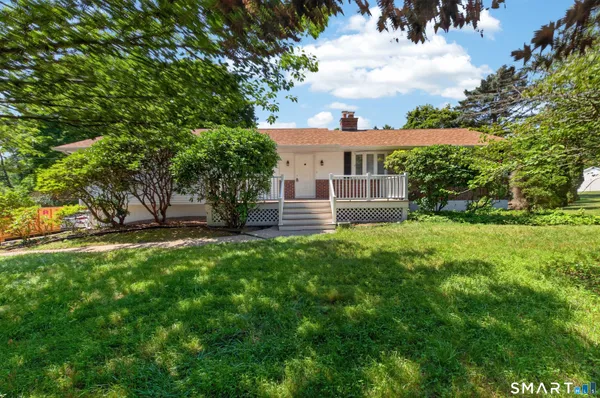 $715,000 | 412 Narrow Lane, Orange, CT 06477