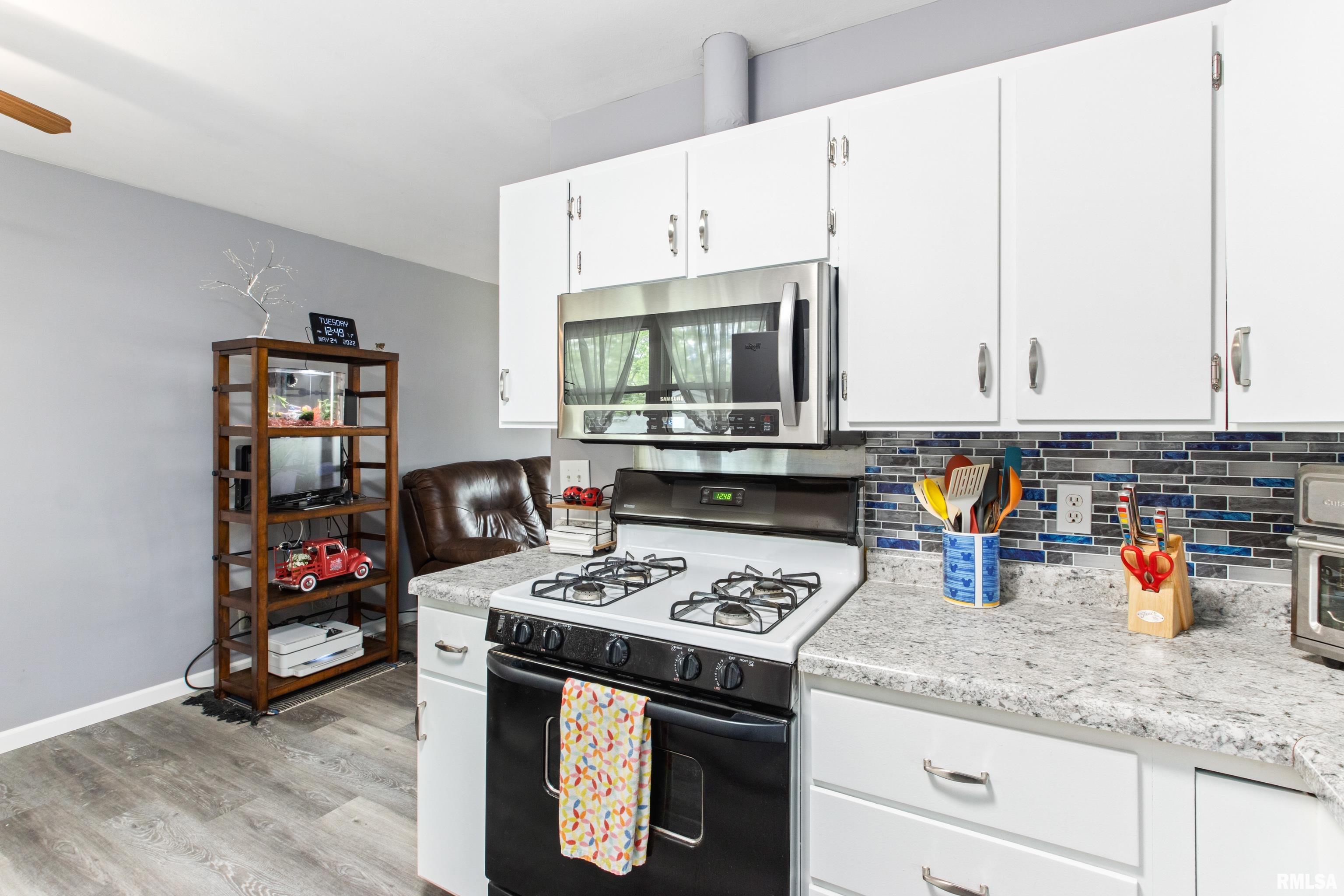 105 Douglas Road Marquette Heights, IL 61554 - Photo 12 of 25 Gallery Image 12