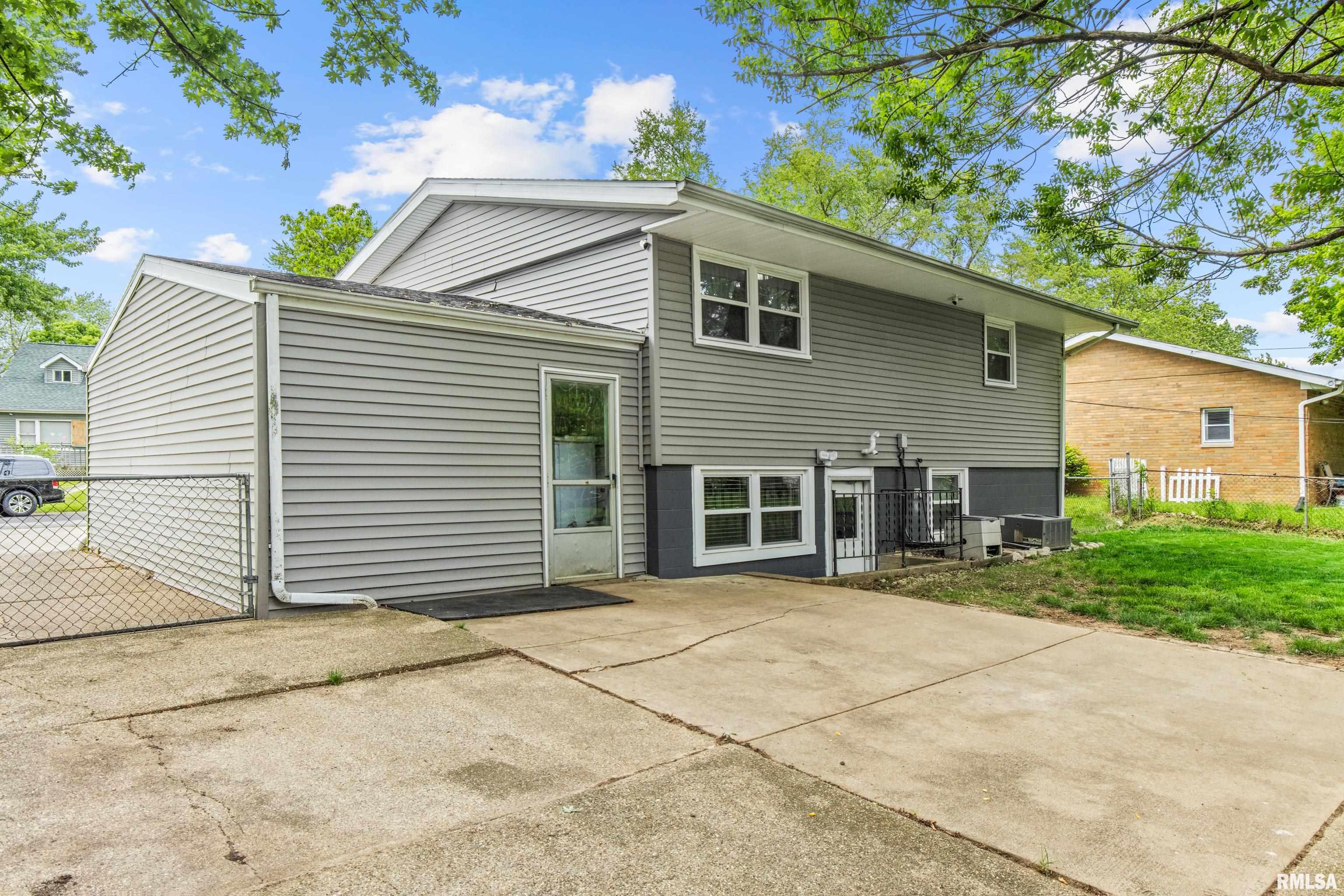 105 Douglas Road Marquette Heights, IL 61554 - Photo 24 of 25 Gallery Image 24