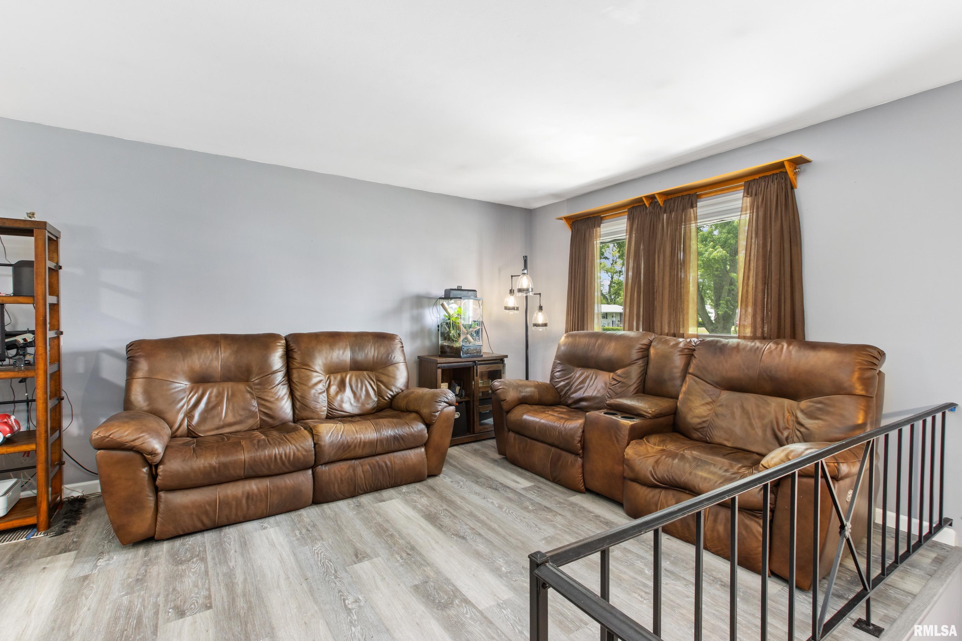 105 Douglas Road Marquette Heights, IL 61554 - Photo 7 of 25 Gallery Image 7