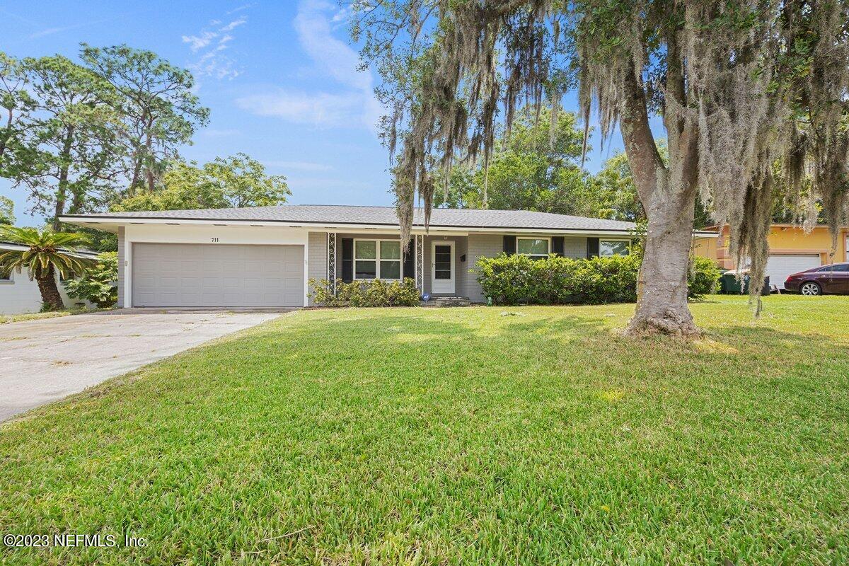 711 Antigua Road Jacksonville, FL 32216 - Photo 1 of 19 Exterior Front