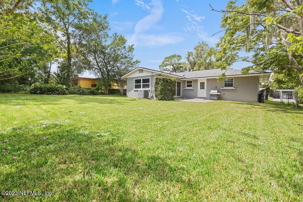 711 Antigua Road Jacksonville, FL 32216 - Photo 18 of 19 Exterior Back