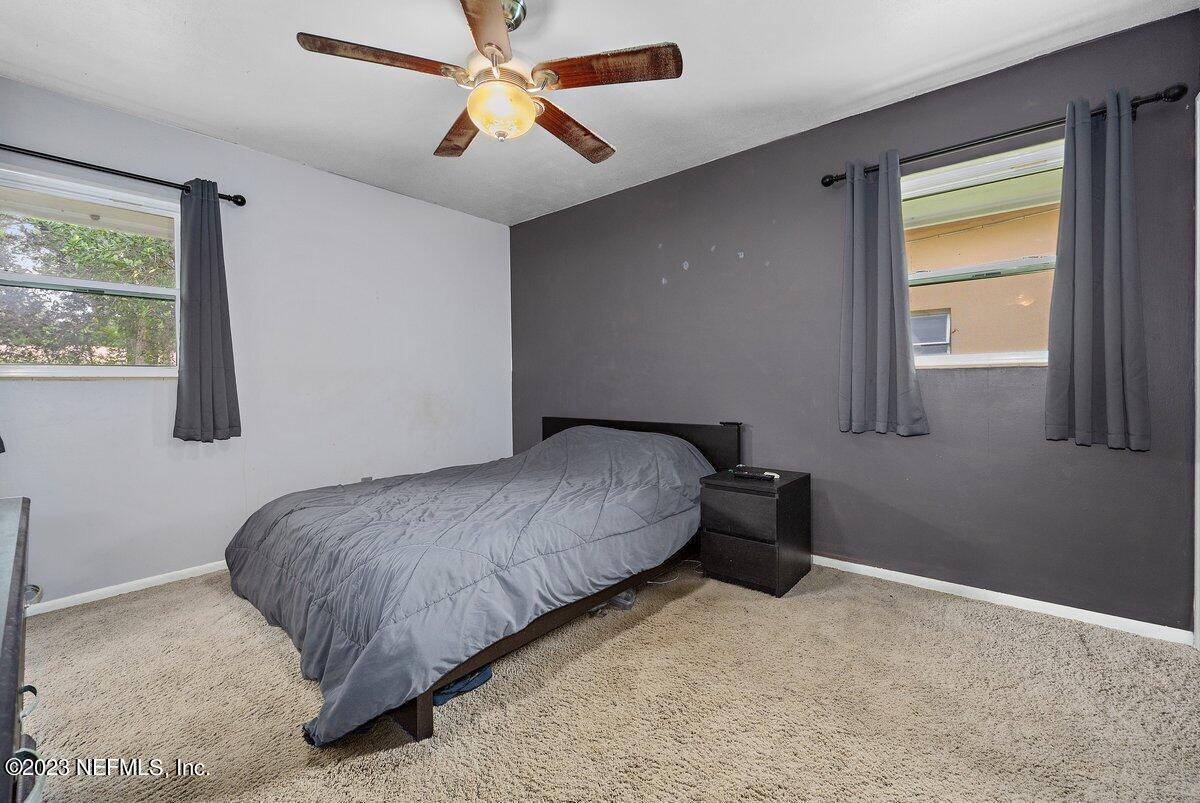 711 Antigua Road Jacksonville, FL 32216 - Photo 9 of 19 Primary Bedroom