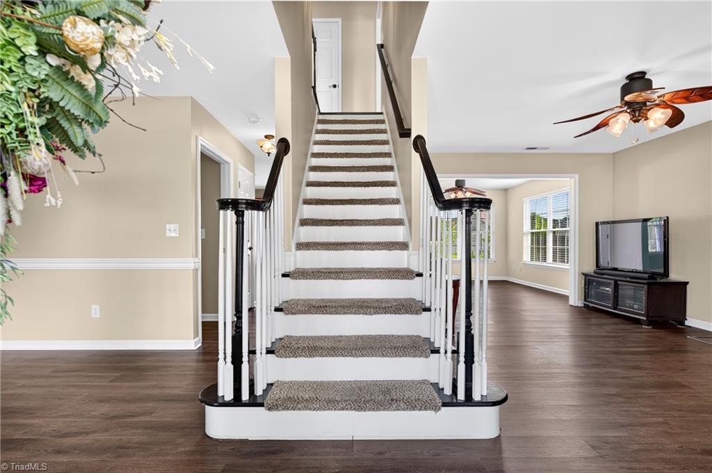 2509 Covington Loop Graham, NC 27253 - Photo 6 of 50