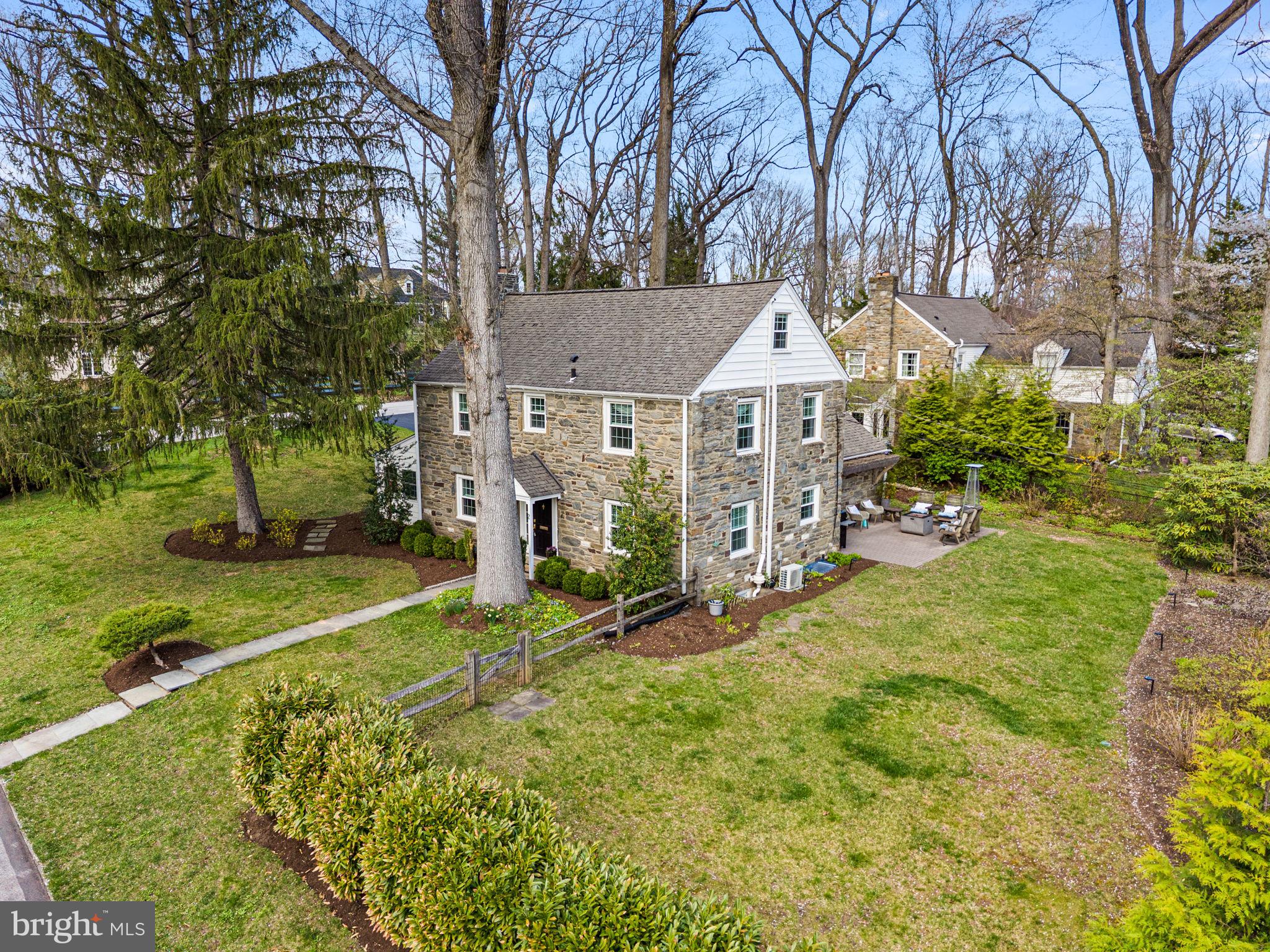 2 Briar Road Wayne, PA 19087 - Photo 4 of 49 2 Briar Road - mature landscaping