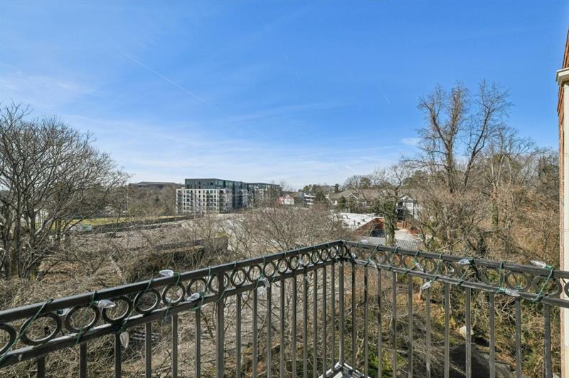 3235 Roswell Road Northeast, Unit 704 Atlanta, GA 30305 - Photo 20 of 39