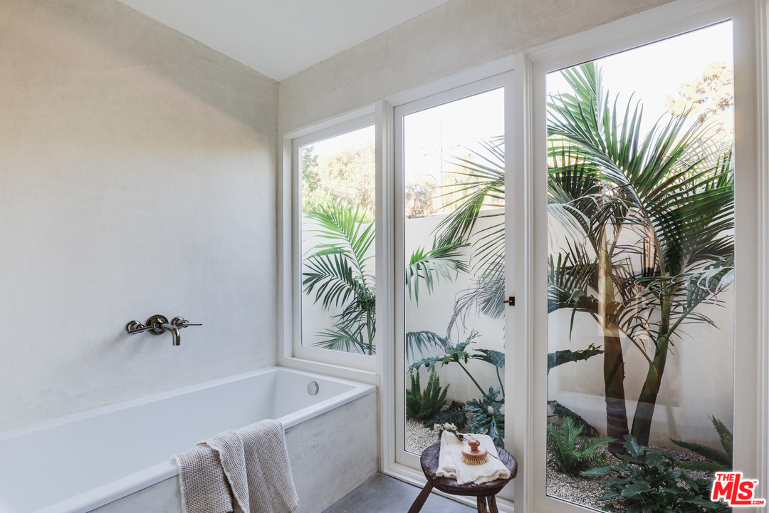 4470 Beauvais Avenue Los Angeles, CA 90065 - Photo 27 of 53