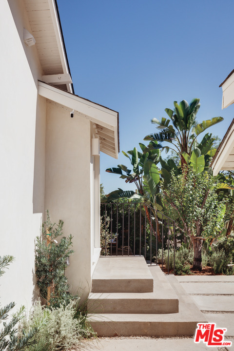 4470 Beauvais Avenue Los Angeles, CA 90065 - Photo 34 of 53