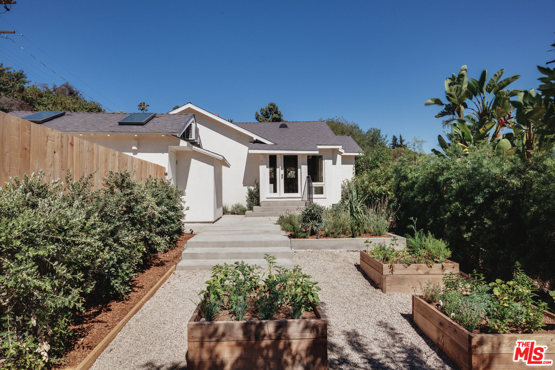 4470 Beauvais Avenue Los Angeles, CA 90065 - Photo 35 of 53