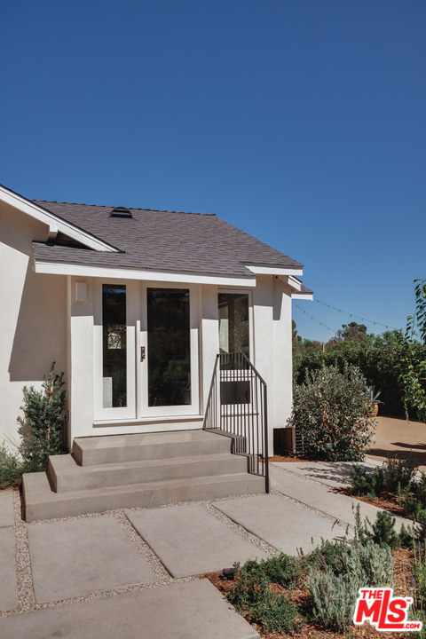 4470 Beauvais Avenue Los Angeles, CA 90065 - Photo 36 of 53