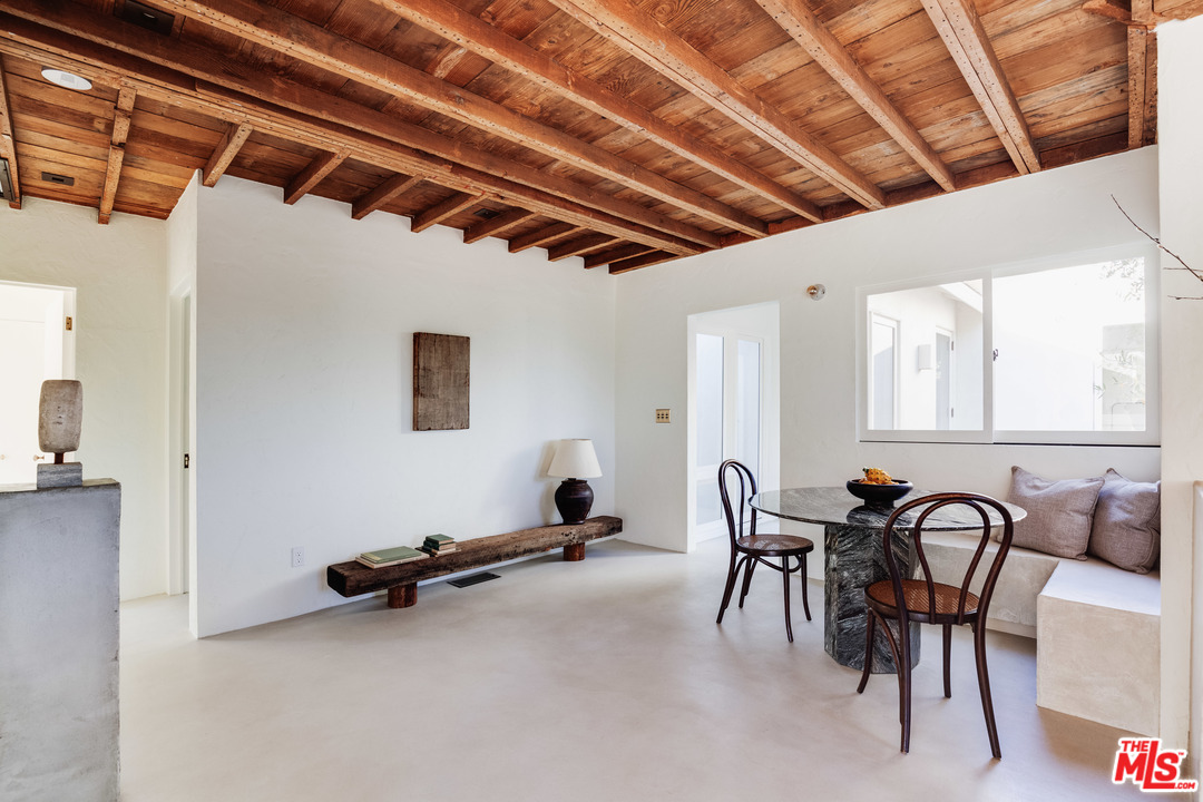 4470 Beauvais Avenue Los Angeles, CA 90065 - Photo 8 of 53