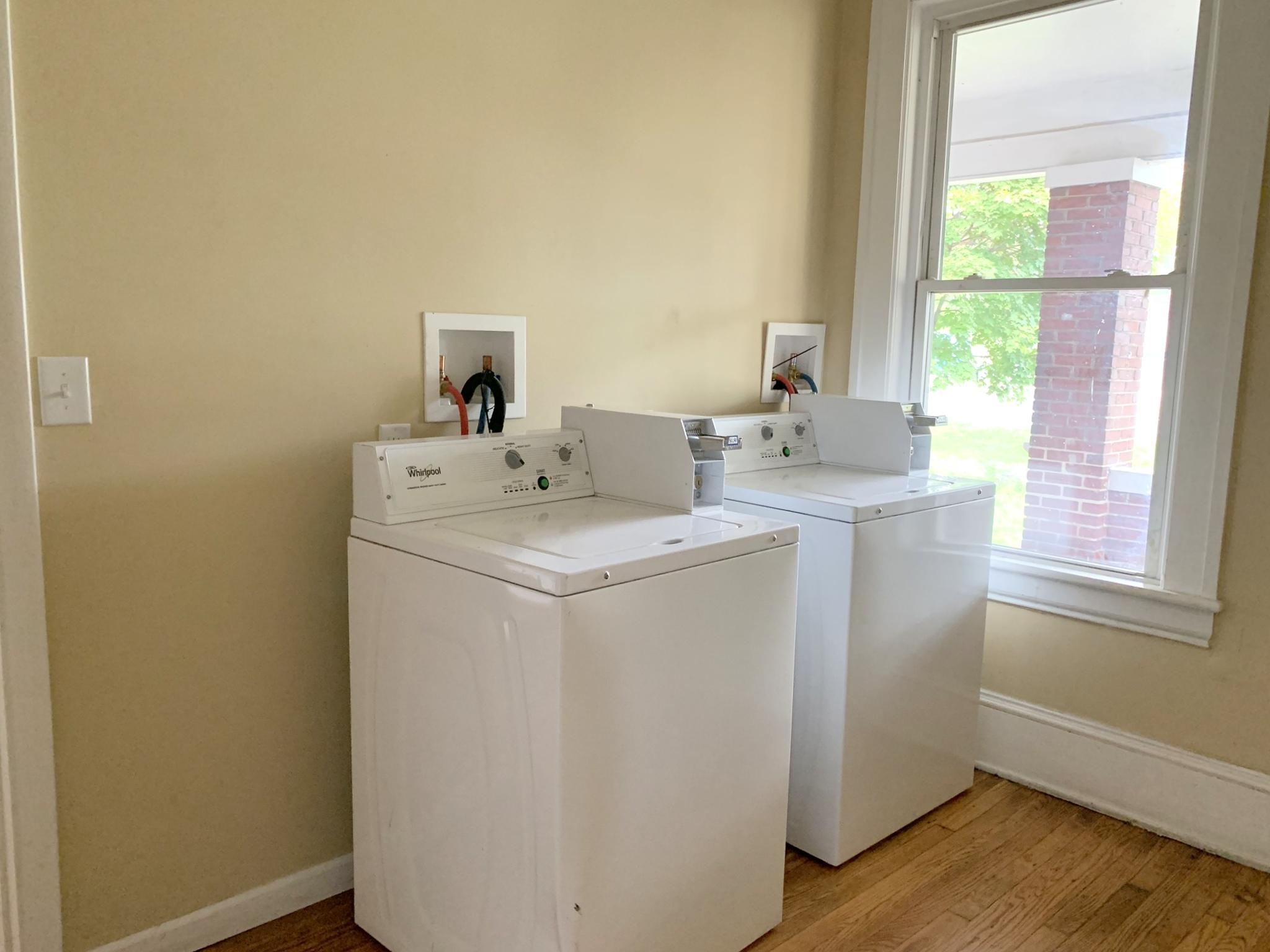 1306 Patterson Avenue Southwest, Unit 3 Roanoke, VA 24016 - Photo 6 of 28 a utility room with dryer and washer