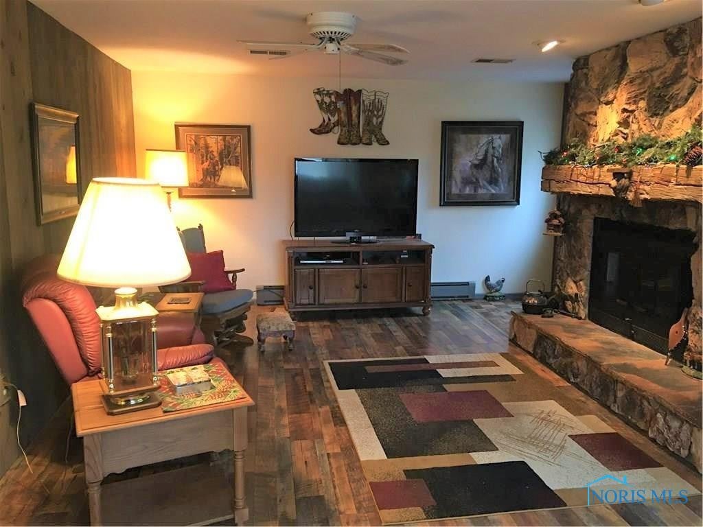 8664 Garden Road Maumee, OH 43537 - Photo 7 of 28 Gallery Image 7