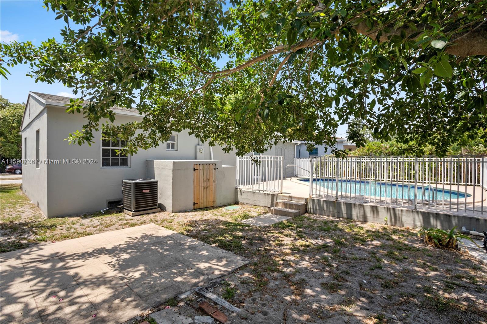 421 Northwest 106th Street Miami, FL 33150 - Photo 10 of 12 Gallery Image 10
