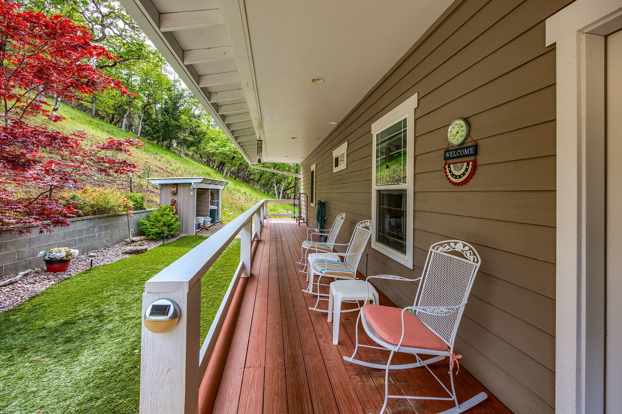 1011 Wren Ridge Drive Eagle Point, OR 97524 - Photo 39 of 89 Covered Front Porch