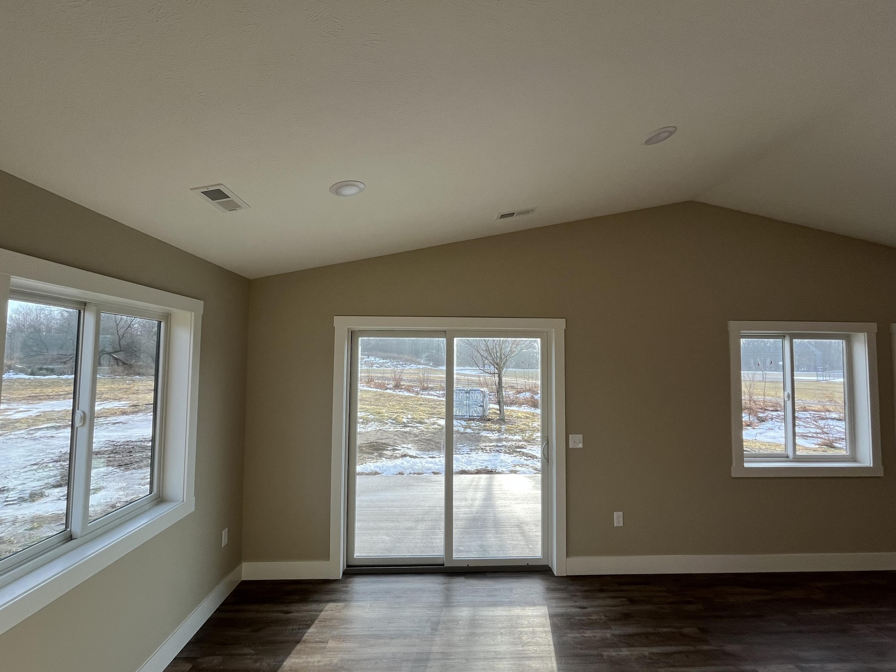 280 10th Street Lakeview, MI 48850 - Photo 10 of 22 IMG_0609