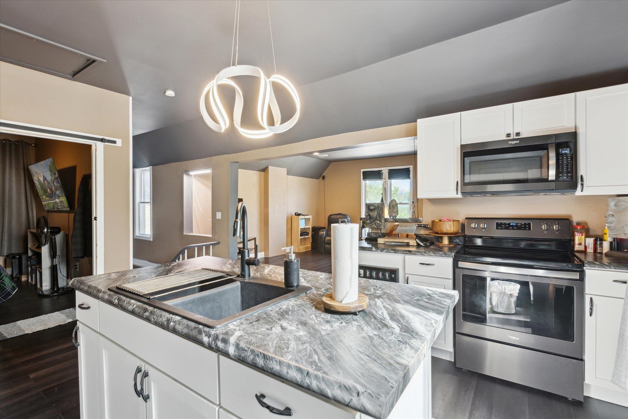 1010 6th Street Bay City, MI 48708 - Photo 47 of 54