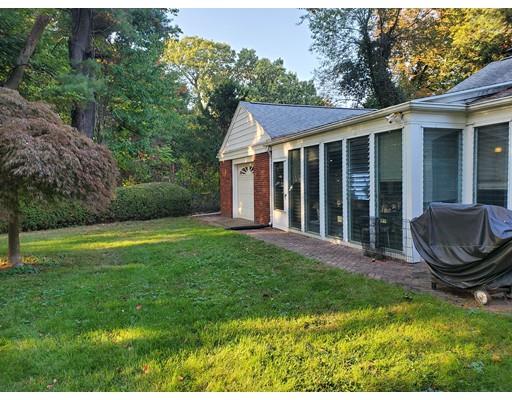 122 Atwater Terrace Springfield, MA 01107 - Photo 27 of 31 Gallery Image 27