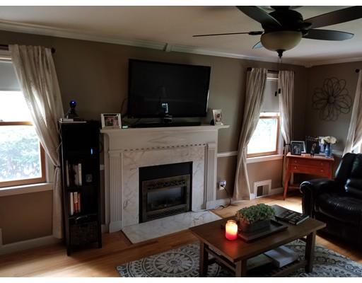 122 Atwater Terrace Springfield, MA 01107 - Photo 6 of 31 Gallery Image 6