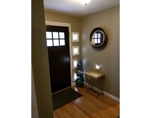 122 Atwater Terrace Springfield, MA 01107 - Photo 9 of 31 Gallery Image 9