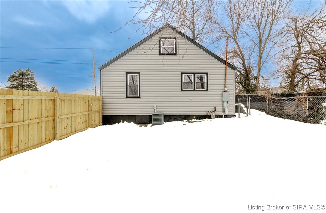 1516 Charlestown Road New Albany, IN 47150 - Photo 6 of 30