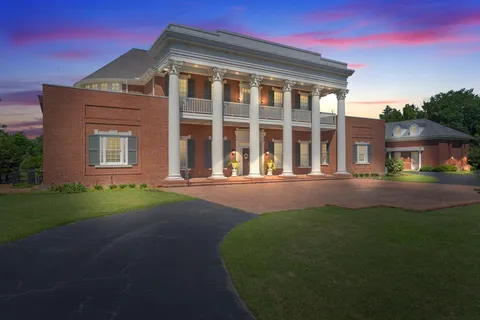 $2,500,000 | 2300 Panorama Court, Arlington, TX 76016