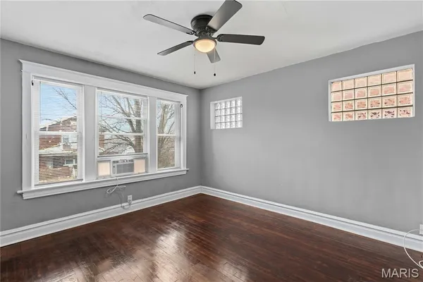 $845 | 4234 Dewey Avenue, Unit 2N, St. Louis, MO 63116