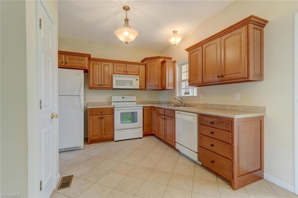 531 Salem Church Road Reidsville, NC 27320 - Photo 17 of 38 Gallery Image 17