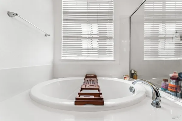 $699,950 | 1215 Columbia Drive, Dixon, CA 95620