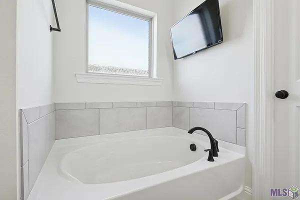 $322,500 | 41177 Coastline Avenue, Gonzales, LA 70737