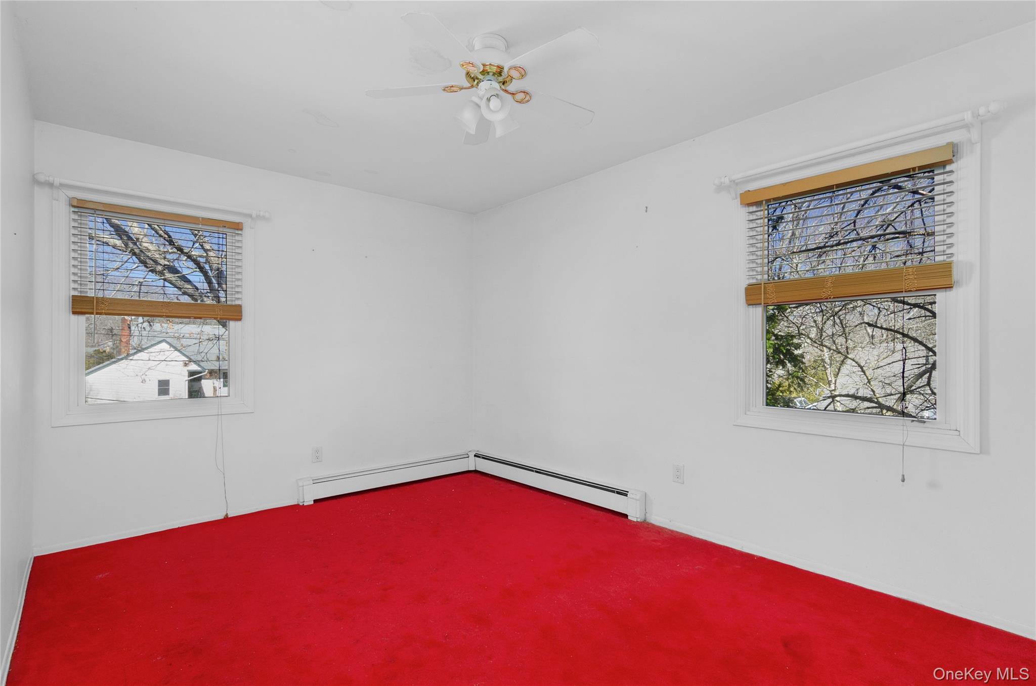 26 Lovell Road Hampton Bays, NY 11946 - Photo 16 of 25 4/4