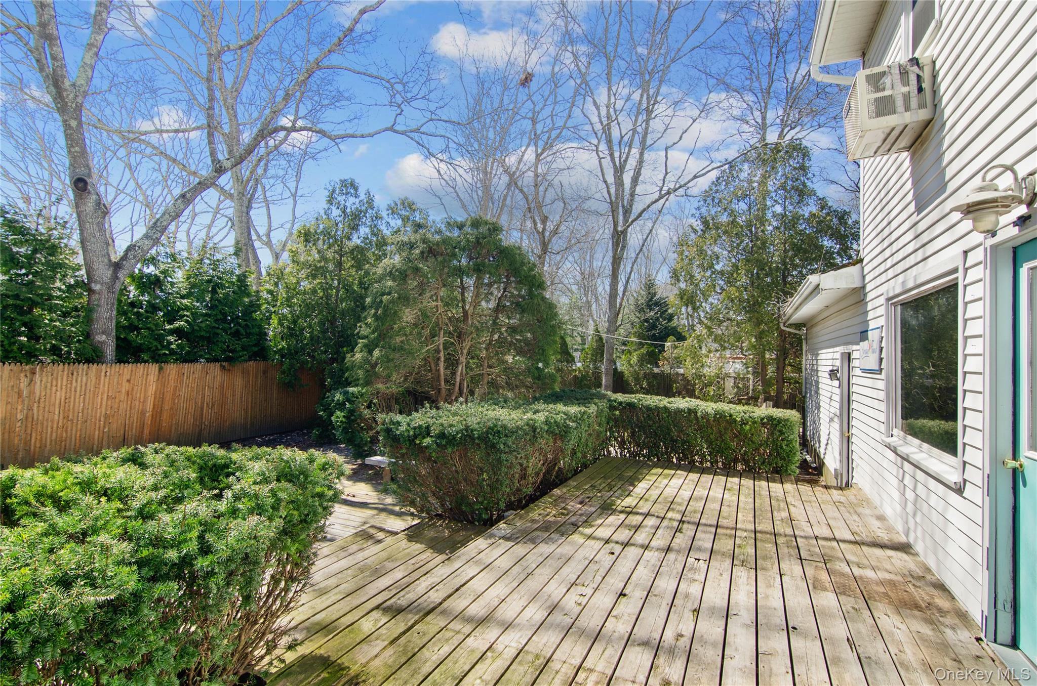 26 Lovell Road Hampton Bays, NY 11946 - Photo 4 of 25