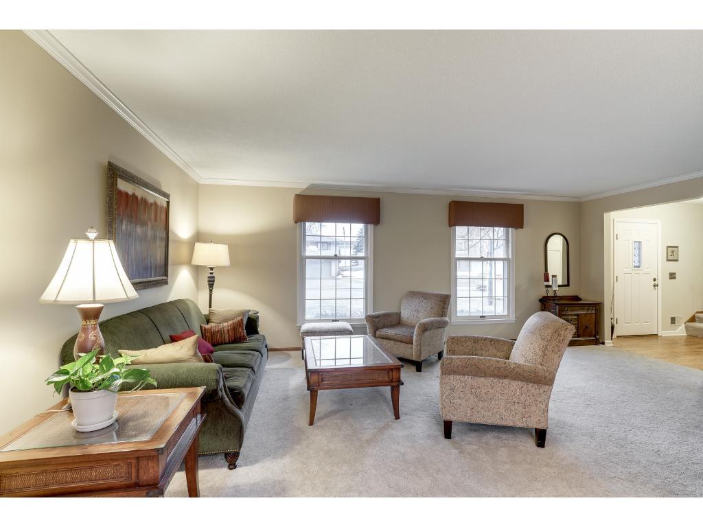 10437 Morris Road Bloomington, MN 55437 - Photo 3 of 24 Gallery Image 3
