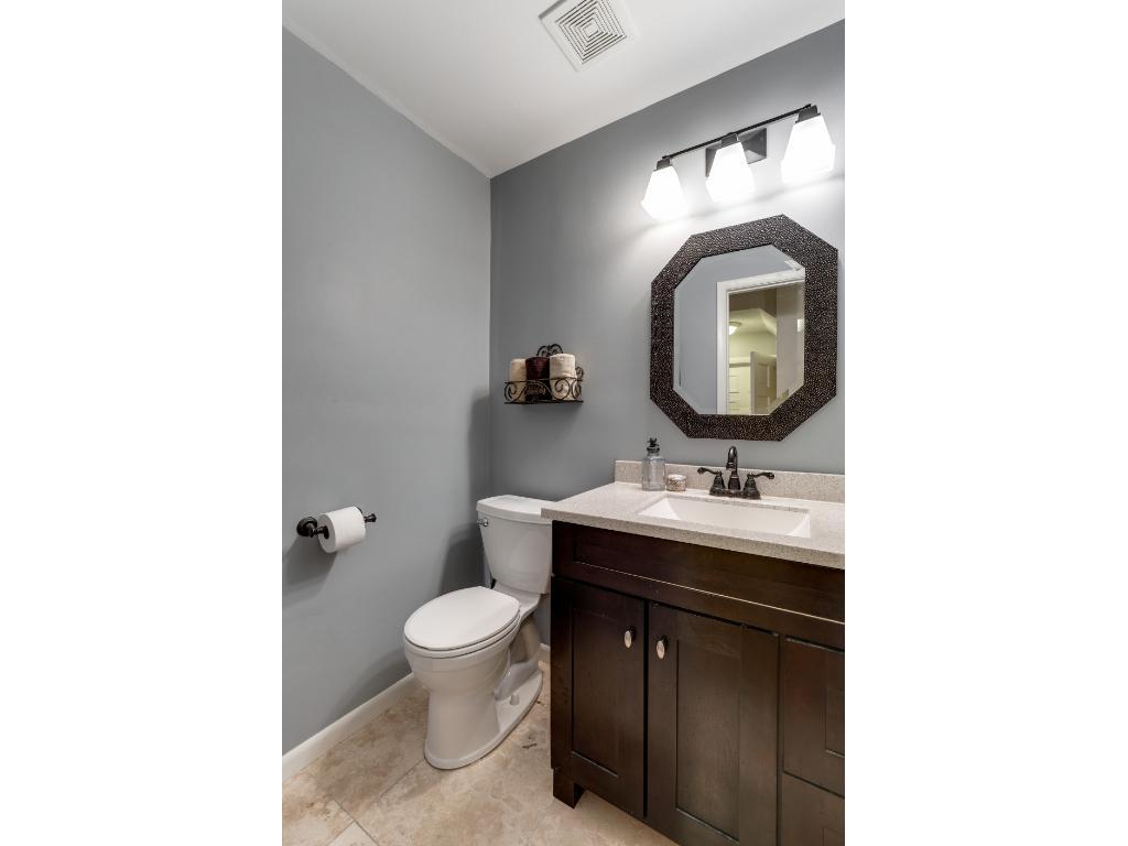 10437 Morris Road Bloomington, MN 55437 - Photo 7 of 24 Gallery Image 7